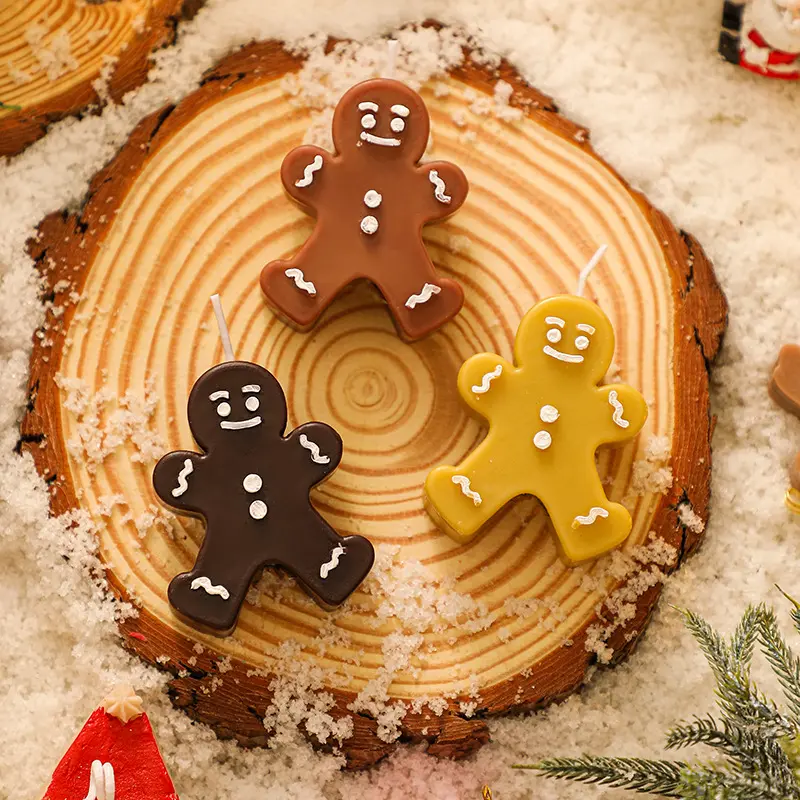 Gingerbread Man Shaped Candle, Handmade Aesthetic Soy Wax Christmas Decoration, Perfect for Holiday Parties and Gifts, Festive Gift Box Set