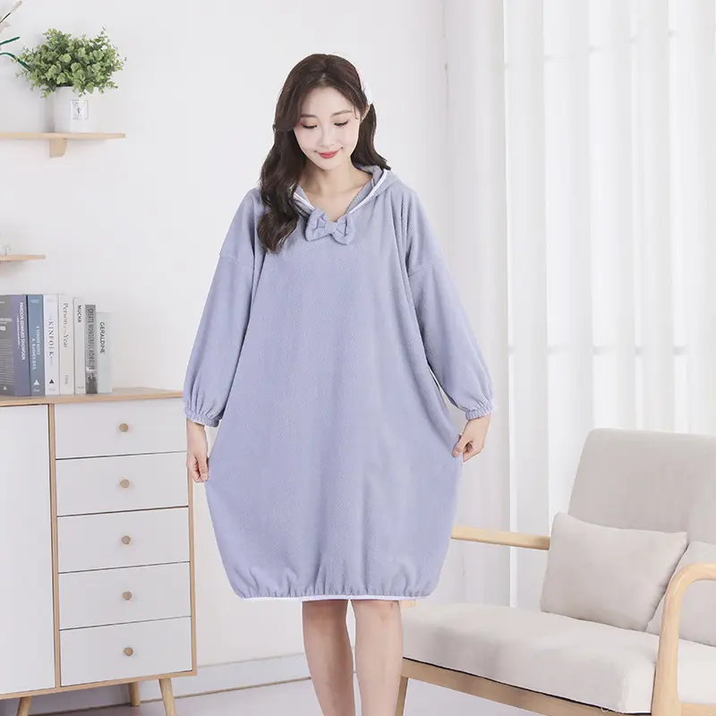 Hooded long sleeved gray