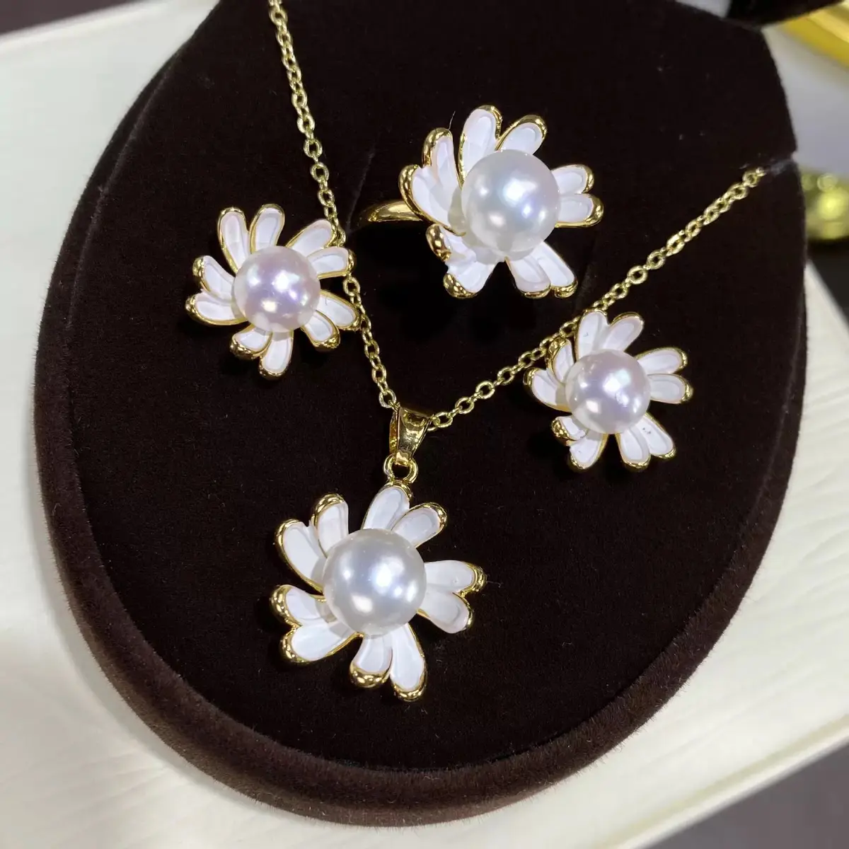 High Quality Pearl Set - Youth Fashion Jewelry with Floral Design and Pearl Accents