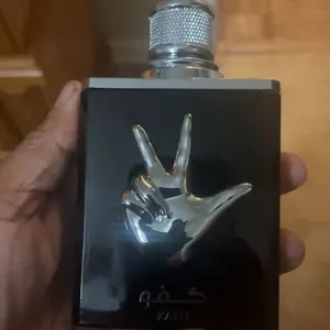 review image 0