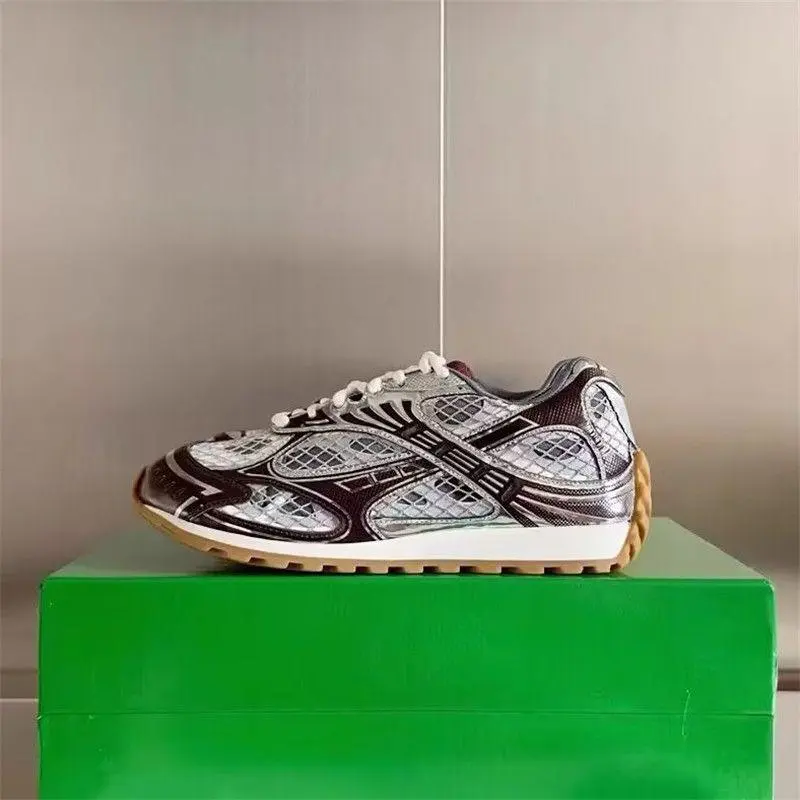 Lace Up Flat Causal Shoes Women Round Toe Designer Female Outside Walking Running Shoes 2025 Runway Trainers Couple Shoes Closed Girl mens shoes Lace Up Flat Causal Shoes Women Round Toe Designer Female Outside Walking Running Shoes 2025 Runway Trainers Couple Shoes Closed Girl mens shoes