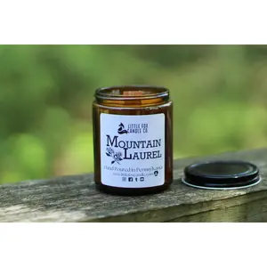 Mountain Laurel Wooden Wick Candle