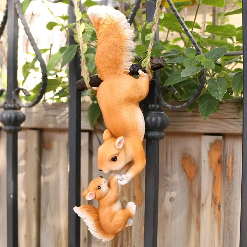 1 Piece Cute Cartoon Squirrel & Rabbit Design Hanging Ornament, Creative Animal Pattern Garden Decoration For Home Garden Yard Lawn