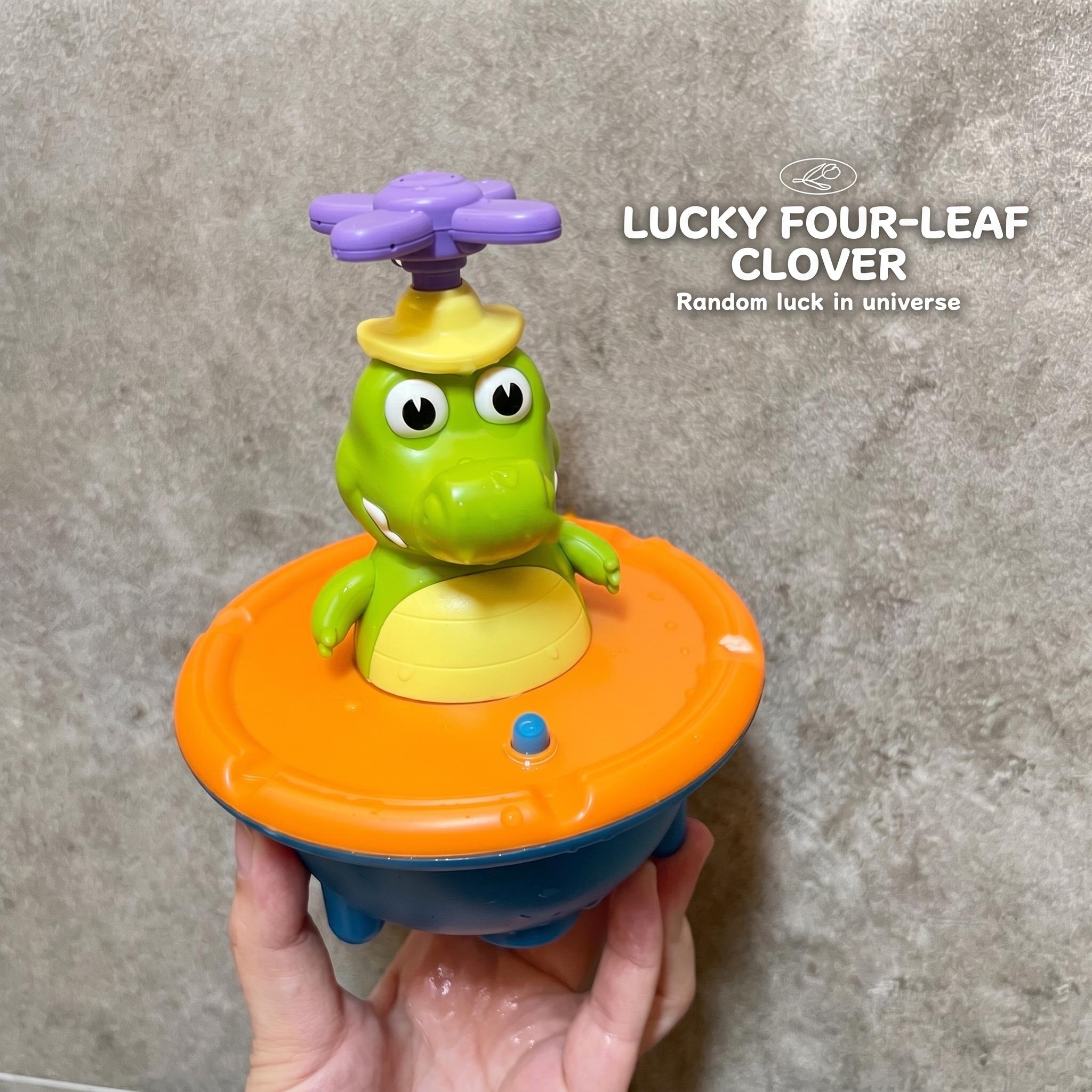 【Baby Bath Toys】Crocodile Bath Toy Set – SIx Patterns Spray Designs Water Spray Fountain Bathtub Toy with Interchangeable Spinning Toppers, Baby Bath Toys Interactive Water Play Toy for Toddlers Must Have