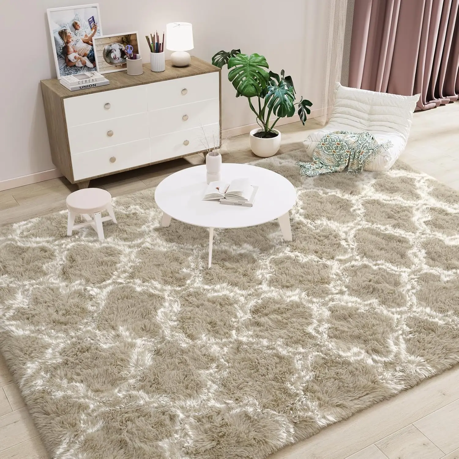 Luxury Shag Area Rug 5x7/5x8/6x9 Feet Geometric Plush Fluffy Rugs, Extra Soft Carpet Runner Rugs for Bedroom Living Room Dorm Kids, High Pile Shaggy Floor Rug Decor, Grey/Black