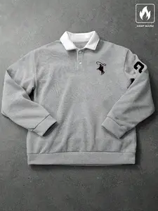 Men's loose-fitting long-sleeved sweatshirt with a horse and number 23 Animal graphic print, contrasting Polo collar, suitable for autumn and winter.