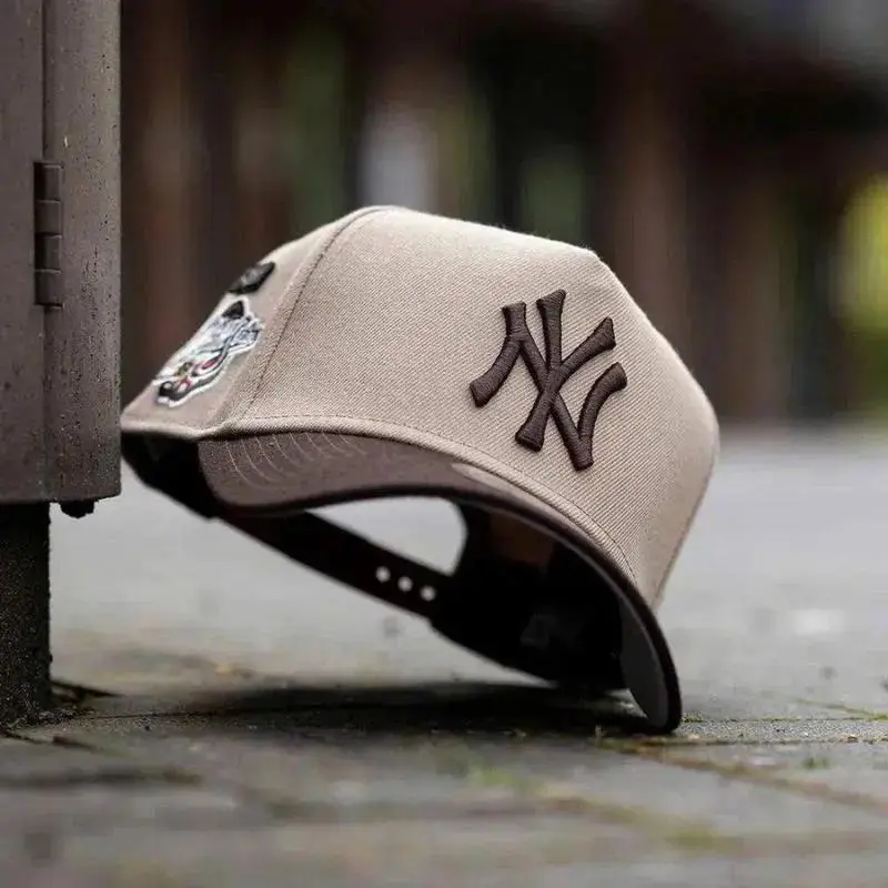 New Era 9FIFTY New York Yankees MLB Cap - Adjustable Classic Baseball Hat New Era 9FIFTY New York Yankees MLB Cap - Adjustable Classic Baseball Hat