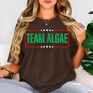 Comfort Colors Team Algae T-Shirt - Bold Green Camouflage Lettering Inside A Red Frame With White Star Accents, Funny Nature Meme Tee For Women And Men, Lake Day Summer Outfit, Casual Outdoor Shirt, Gift For Friends, Gardeners And Eco Humor Fans Tops