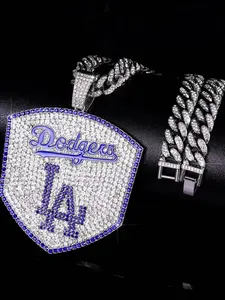 Alloy Full-Diamond LA Basketball Team Pendant Hip-Hop Cuban Chain Necklace Personality Trendy Style Jewelry Gift for Fans Bling Necklace