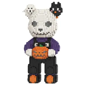 Pumpkin Ghost Bear Micro Building Blocks Set, 2900PCS DIY Collectible Figure, Cute Halloween Creative Project Gift