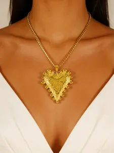 Unique Meteorite Hammered Heart Necklace, Fashionable Versatile Luxury Large Heart Pendant Cuban Chain, Perfect for Daily Wear by Women