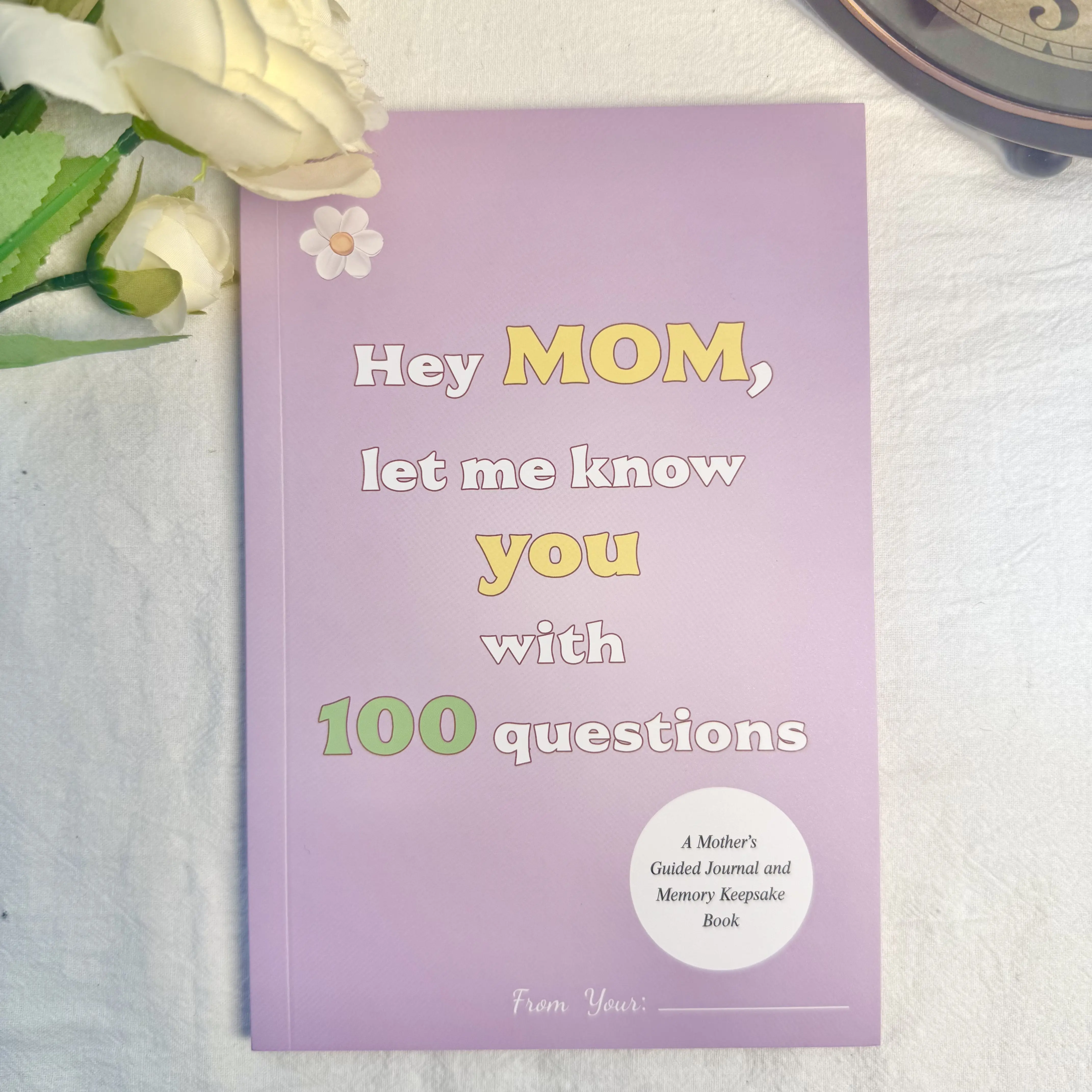 Hey MoM, Let Me Know You With 100 Questions, The Ultimate What I Love about Mom Fill-In-the-Blank Gift Book: (Things I Love about You Book for Mom | Prompted Fill in Blank I Love You Book) Diary, Mother's Day Gift.