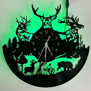 Christmas Forest Reindeer Vinyl Record Wall Clock, Creative Decorative Clock, Silent Creative LED, Hunting Scene Decoration, Perfect Gift for Bedrooms & Living Rooms