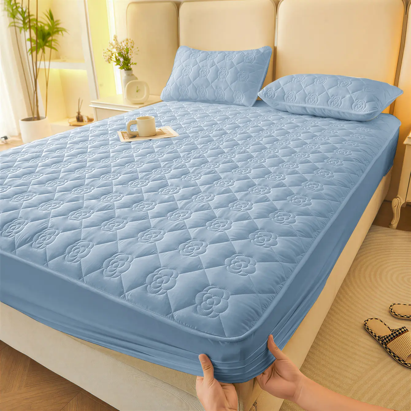 Floral Blue Rose Print Waterproof Quilted Polyester Fitted Sheet - 11.8 in Deep Pocket, Soft Breathable, Stain-Resistant, Wrinkle-Resistant, Machine Washable Mattress Cover for Bedroom, Hotel Use