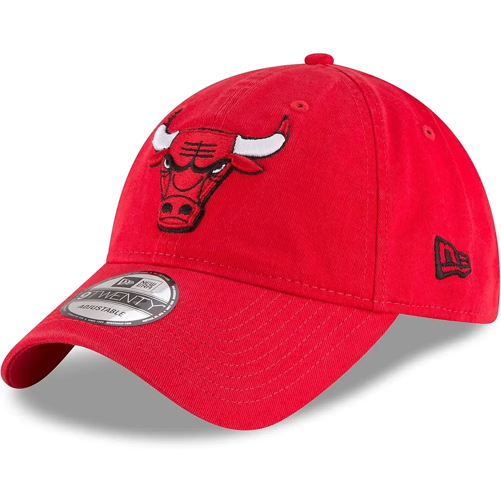 New Era Unisex NBA Core Classic Chicago Bulls 9TWENTY Strapback Cap in Red