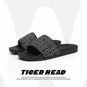 Men's stylish classic retro slippers, comfortable casual indoor and outdoor flip-flops, summer style, denim upper, high-quality leather lining for good breathability and no foot discomfort, perfect summer footwear, walking shoes