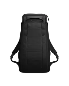 D_b_ Hugger Backpack 20L