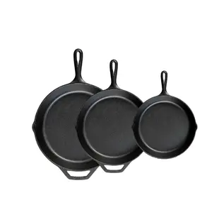 Lodge Cast Iron 3 Piece Seasoned Skillet Set