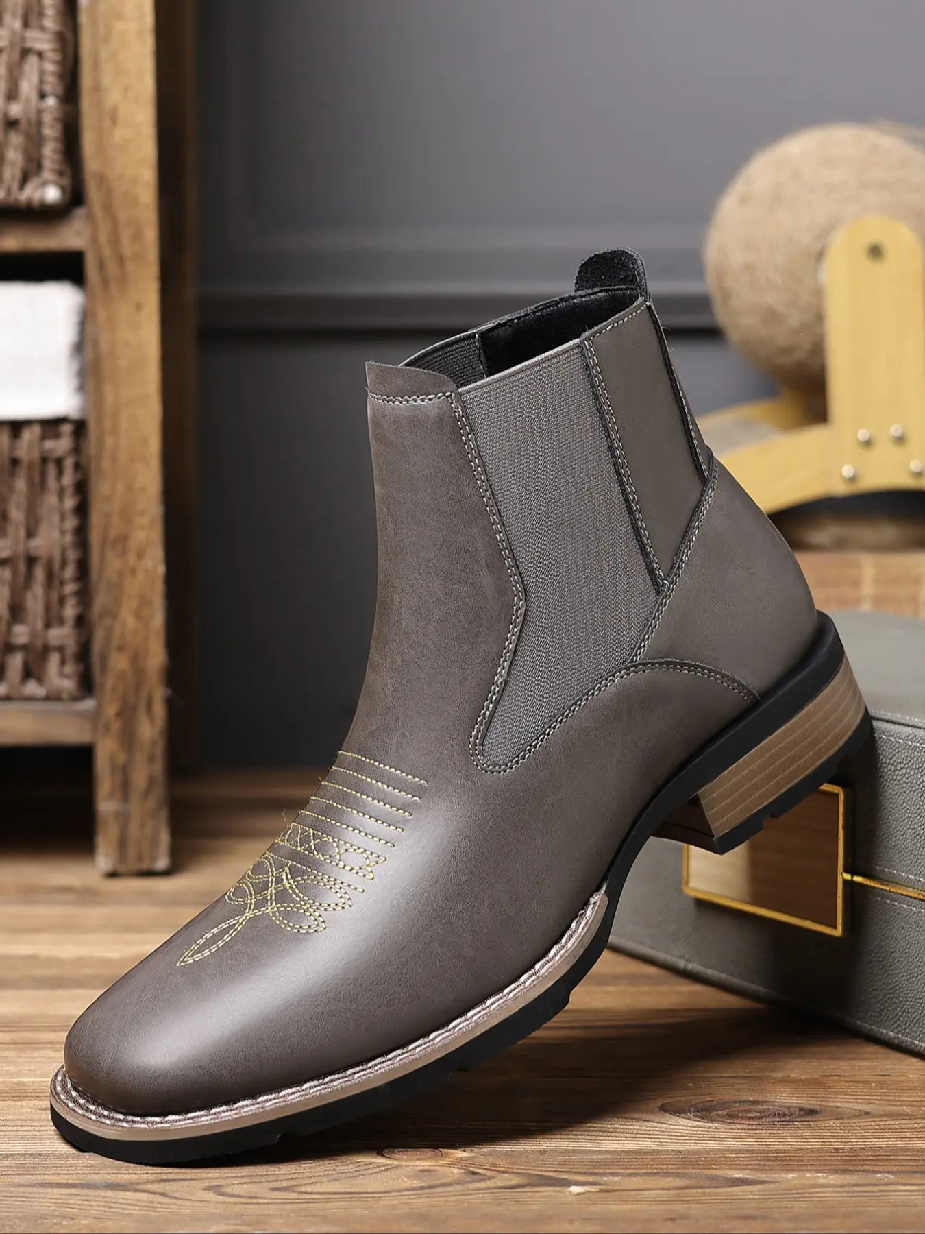 Men's Western Cowboy Boots, Square Toe Chelsea Boots, Ankle Jeans Boots, Casual Vintage Fashion Shoes, PU Leather Embroidered Booties, Pull On Boots, Slip On Boot