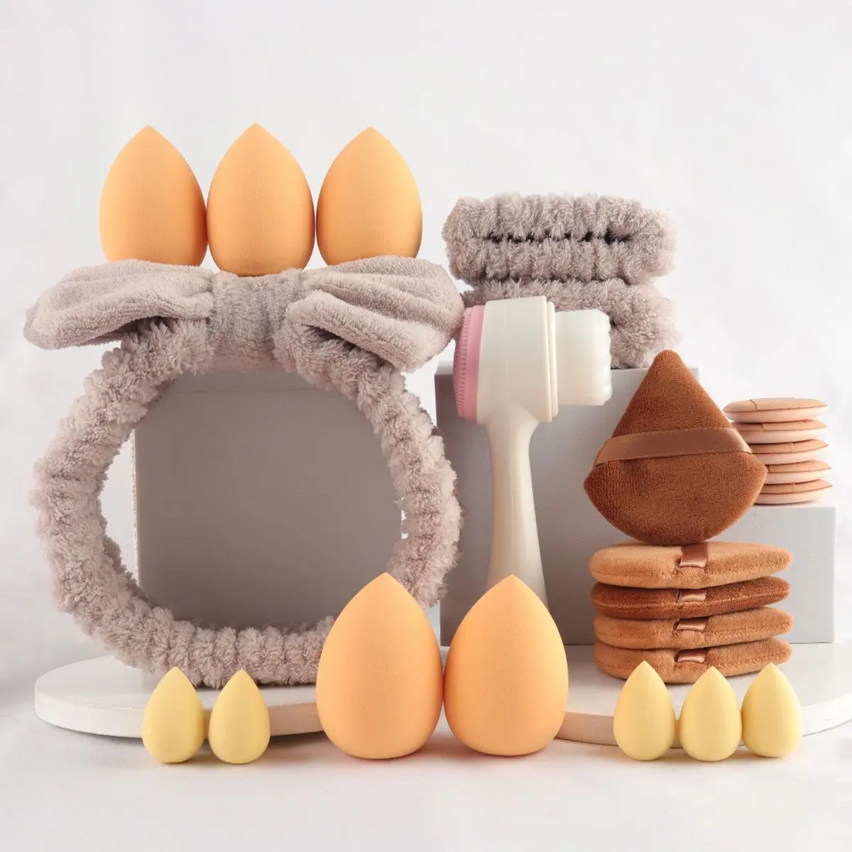 Makeup Tool Set, 24pcs/set Heart Shaped Wristband & Makeup Sponge & Powder Puff & Brush & Bowl & Brush Cleaning Bowl, Beauty Sponges, Makeup Puffs, Facial Skin Care Tool