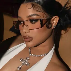 Vintage Metal Frame Sunglasses for Women  Trendy Fashion Shades as Beach & Camping Accessories  Ideal for Business Casual, Vacation Outfits