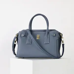 2026 New Arrival Genuine Leather Tote Bag for Women Structured Top Handle Shoulder Handbag Large Capacity Work Office Bag in Elegant Black glam holic lifestyle spacious