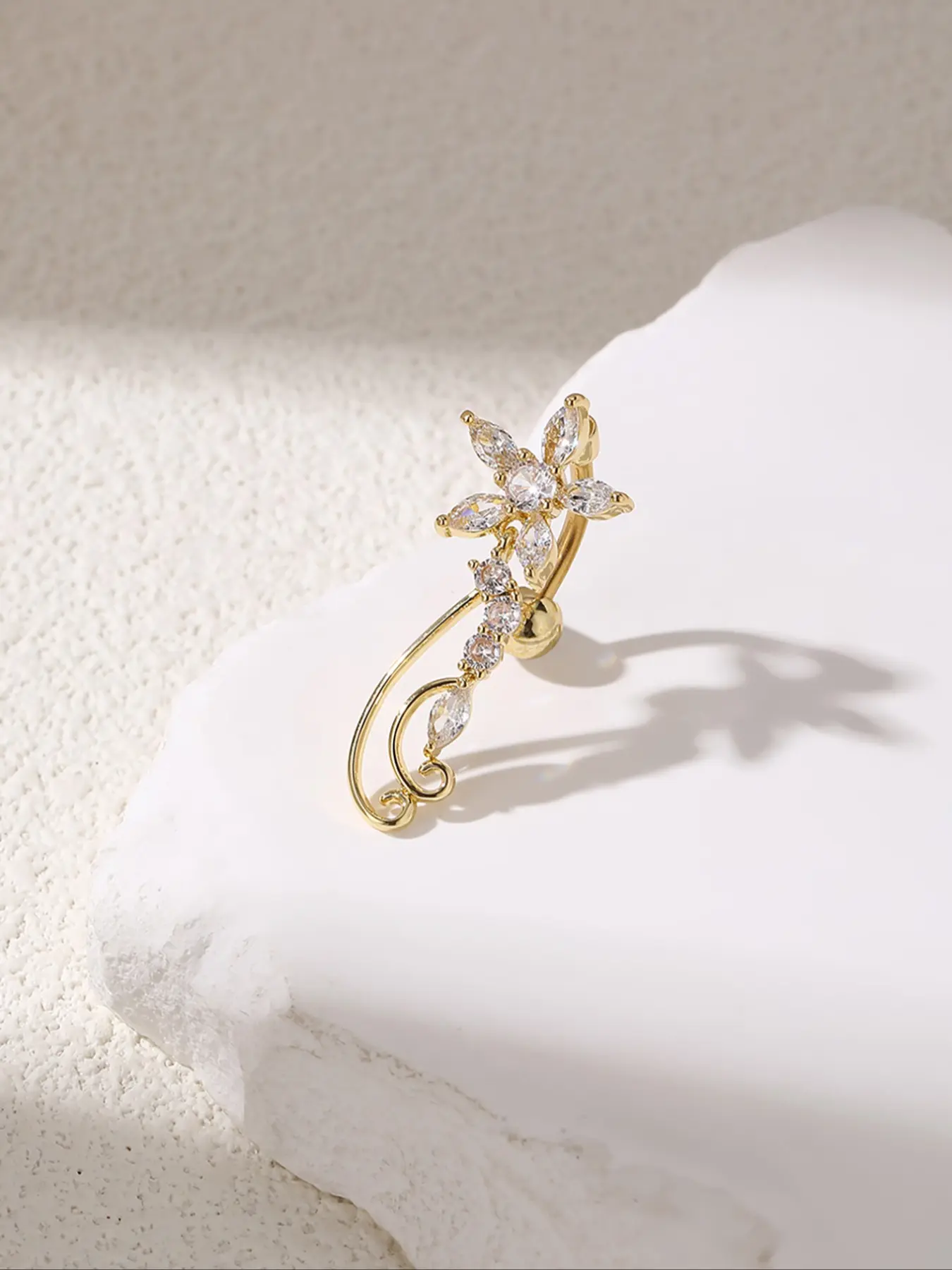 Women's Fashion Flower-Shaped Artificial Zircon Belly Button Ring, Clip Belly Piercing, Body Jewelry Piercing Accessory for Women, Party Wear, Navel Piercing Jewelry, Body Piercings, Body Jewellery