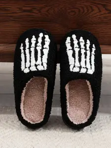 Skeleton Toe Embroidered Halloween Plush Slippers, Comfortable Indoor Home Shoes for Men & Women, Fall Winter Christmas Gift