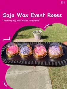 Rosas de cera de soja para decorar mesas de evento.