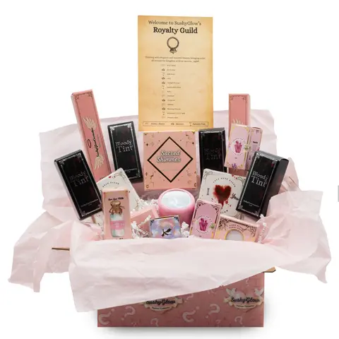 Guild Themed Mystery Box - Makeup - Lipglosses - Lip Stain - Bodyshimmers - Makeup brushes - Blushes