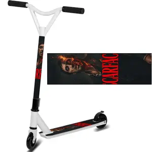 1 Scarface Cool Scooter Sticker, Skateboard Sticker - Stylish and Durable, Skateboard Accessories, Non-Slip PVC Stickers Easy to Install Suitable for Halloween Christmas Decorations Gifts, Fashion Stickers,