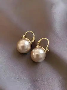 Elegant Pearl Earrings for Women, Lightweight Luxury Design, Versatile High-End Jewelry, High Quality Earrings, Perfect Match for Any C083