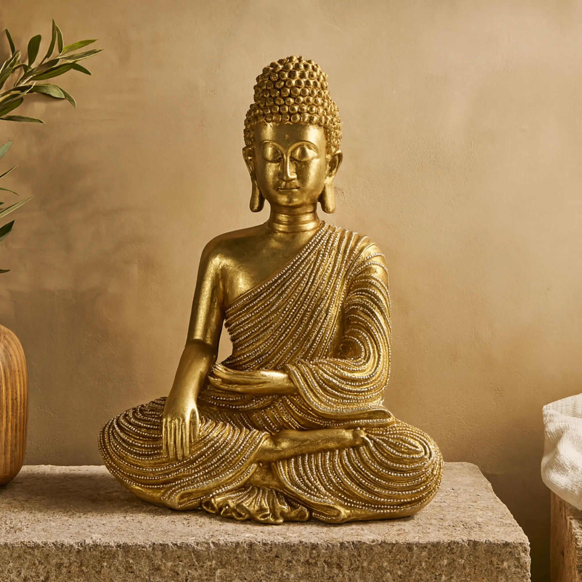 Gold Polystone Meditating Buddha Figurine, Engraved Carvings, Relief Detailing, Palm-Felt Accent, Religious Home Decor Ornaments, Ideal Gift for Home Supplies Enthusiasts