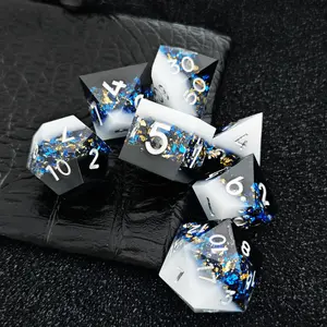 DND Board Game Dungeons & Dragons COC Dice RPG Epoxy Resin Liquid Sand Dice Set