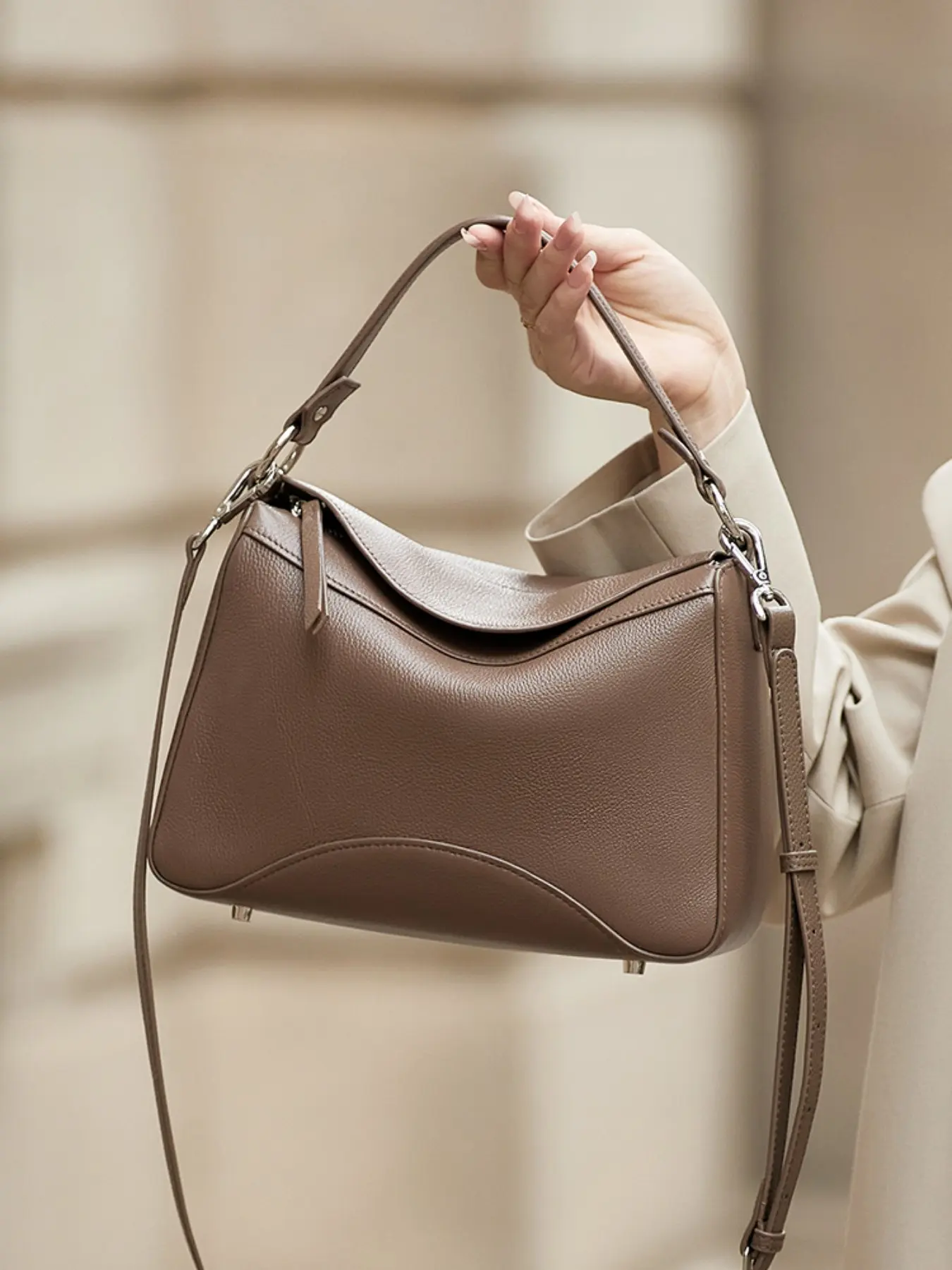 Leather Crossbody Shoulder Bag, Plain Design, Tiered Layer, Zipper Closure, Casual Style, Multi-Functional Handbag for Work & Dates