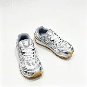 2026 new fashion and trendy, versatile casual sport shoes. New silver retro  shoes.