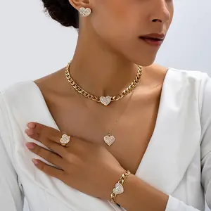 Luxury Full Diamond Heart Jewelry Set, Shiny Heart Pendant Necklace, Ring, Earrings & Bracelet, Fashion Multi-Piece Accessories for Women