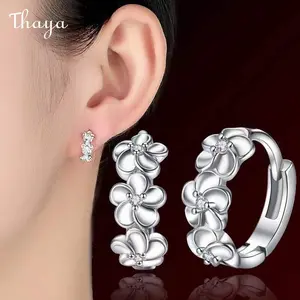 Thaya Flower Lovers Earrings