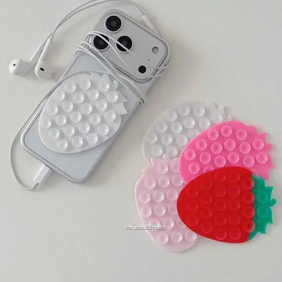 Trendy Strawberry Silicone Suction Cup Phone Case Stand, Colorful Adhesive Suction Cup, Girl's Photo-Taking Tool, Mobile Accessories