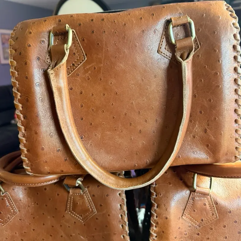Distressed leather medium speedy bag