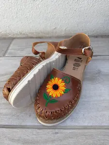 Women’s Sunflower Espadrille Huarache Sandals, Mexican Leather Huarache artesanal