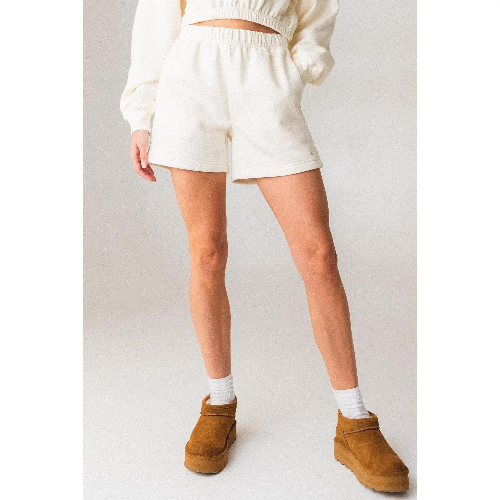 Vitality Uni Cozy Short - Oat