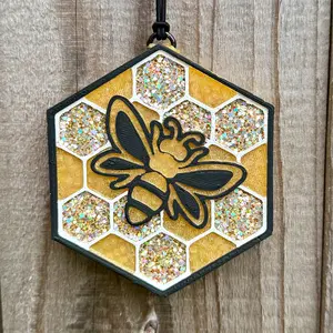 Bee & Honeycomb Freshie