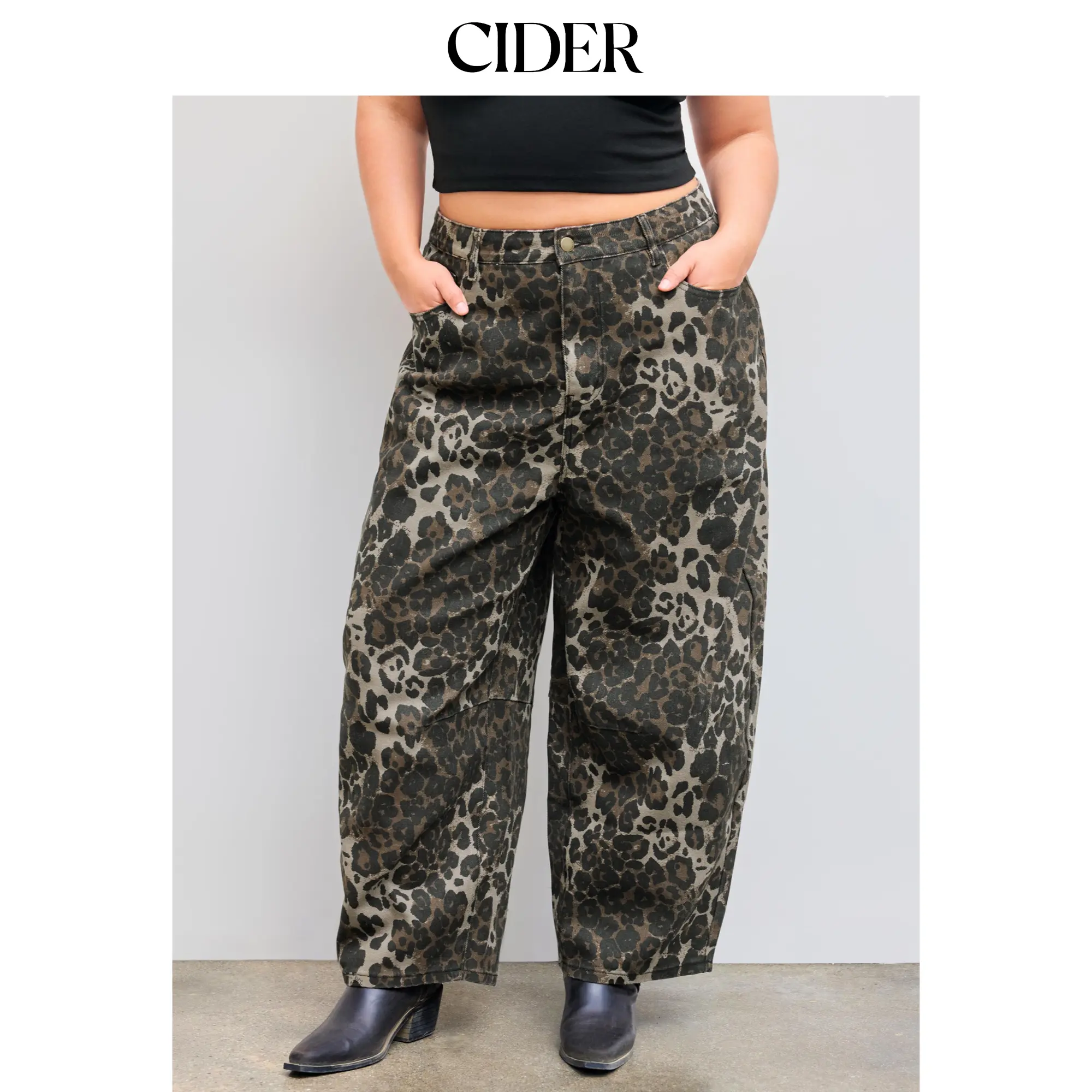 Cider [size 0-26] Cider Denim Mid Rise Leopard Pocket Barrel-leg Jeans Curve & Plus