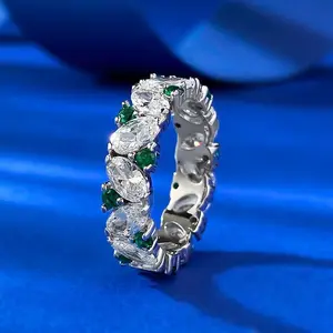 Oval Diamond Ring with Artificial Green Spinel, 925 High-Carbon Diamond, Egg-Shaped Green Diamond, Starlight