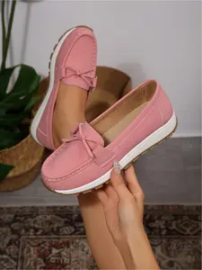Plus-size women's new style slip-on shoes with bow decoration, round toe, thick sole, fashionable, simple, comfortable for daily commuting and casual wear Walking Shoes