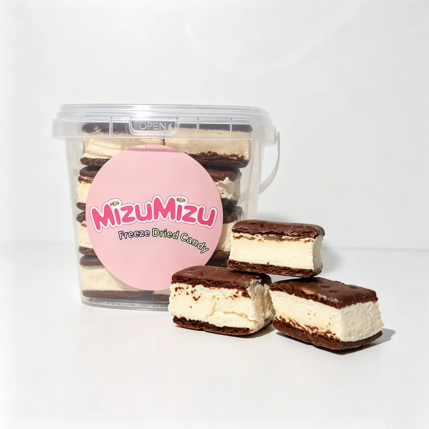 MIZUMIZU Freeze-Dried Vanilla Ice Cream Sandwich Bites | Crunchy Vanilla Treat with Rich Creamy Flavor