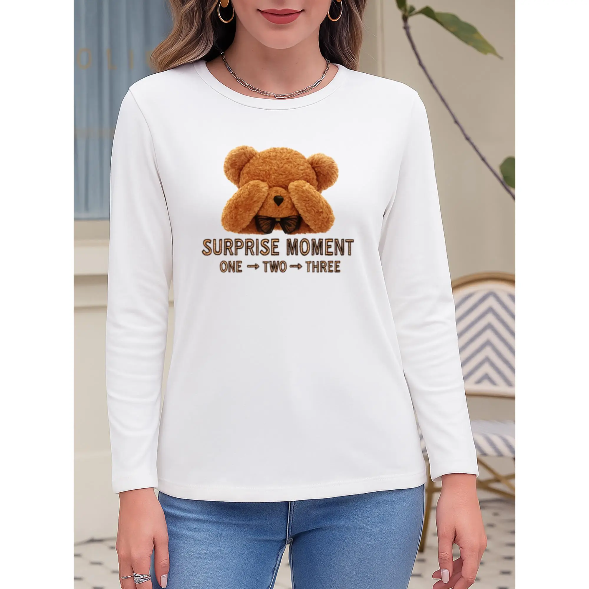 Women's Long Sleeve Teddy Bear Graphic T-Shirt, Comfortable Cotton Streetwear Top with Round Neck for Daily Lounging, Longsleeves, Tshirt, Fitted