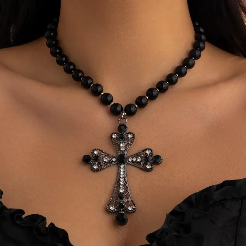 Rhinestone Decor Gothic Cross Pendant Necklace for Women, Rhinestone Decorated Necklace, with Beads Design, Punk Style Jewelry for Party, Daily Decor, Trendy All-match & Exquisite Jewelry for Birthday Gift, Cross Charm Necklace