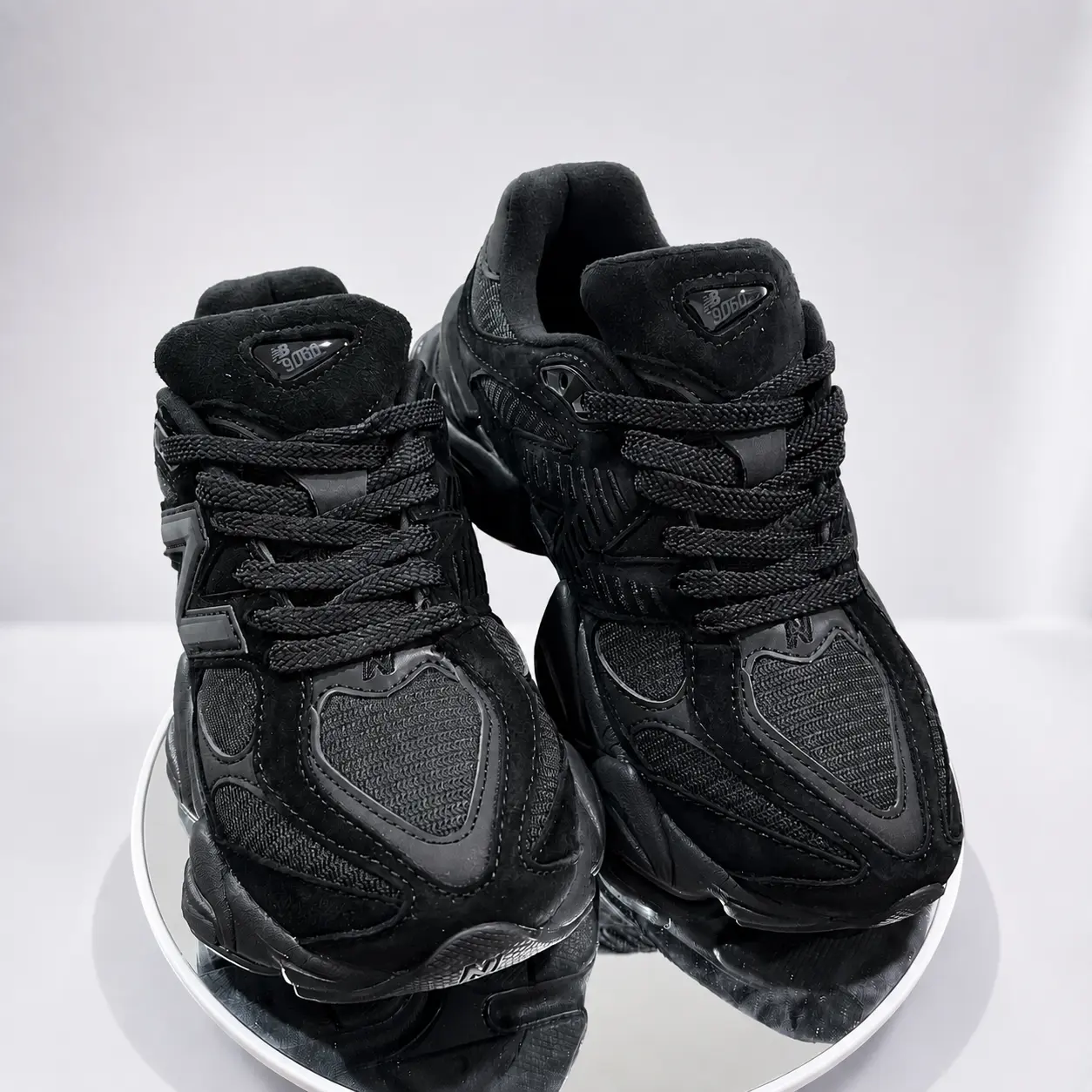 Tripleeee Black Cat Fashionable, comfortable, and multifunctional sports shoes that are versatile for spring and autumn wear men shoes
